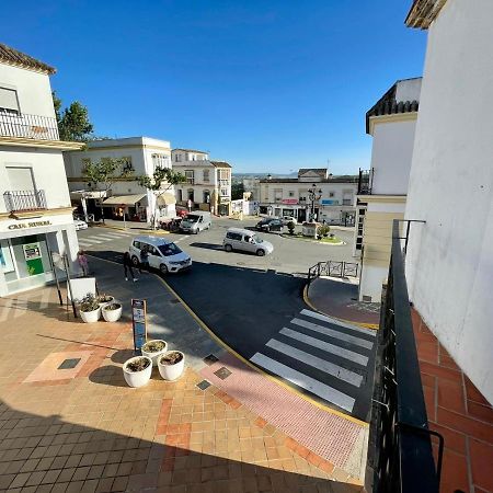Apartamentos La Reina Аркос де ла Фронтера Екстериор снимка