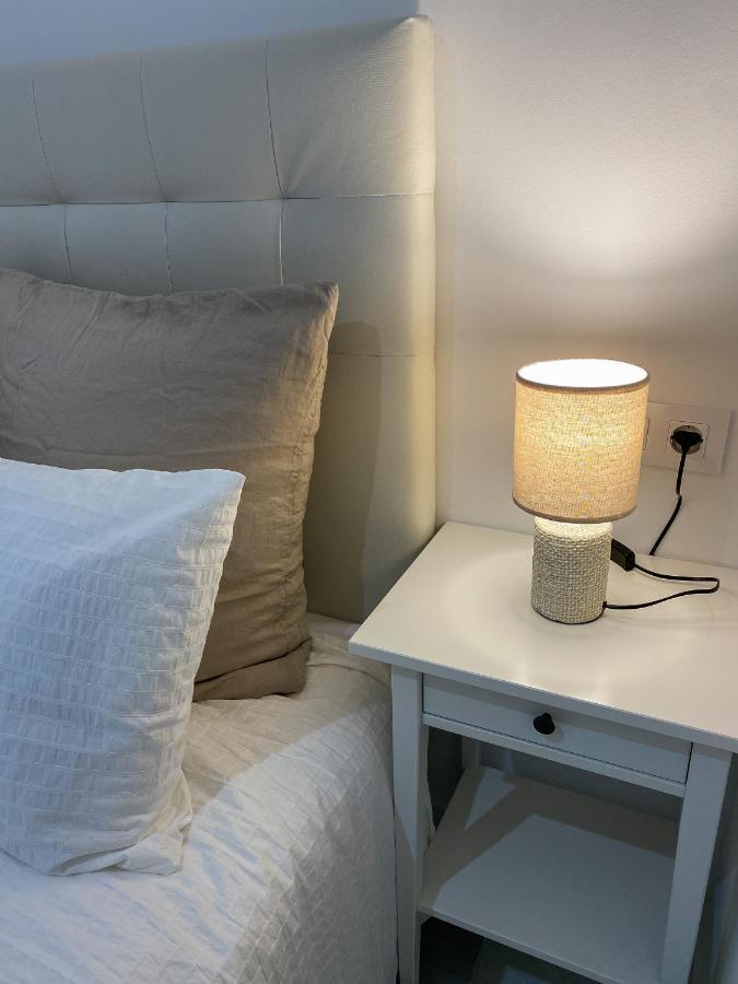Apartamentos La Reina Аркос де ла Фронтера Екстериор снимка