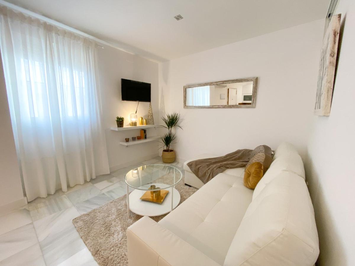Apartamentos La Reina Аркос де ла Фронтера Екстериор снимка