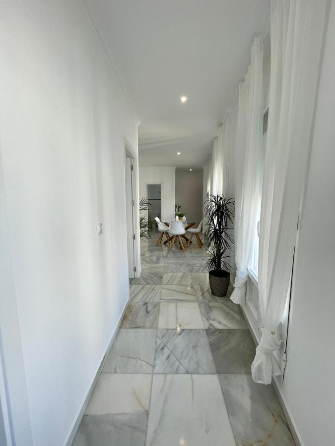 Apartamentos La Reina Аркос де ла Фронтера Екстериор снимка