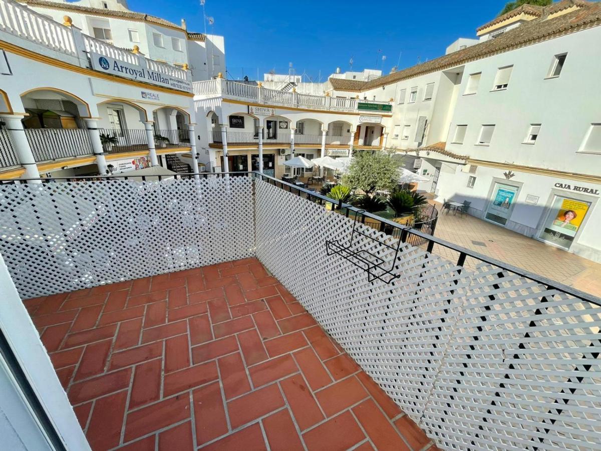 Apartamentos La Reina Аркос де ла Фронтера Екстериор снимка
